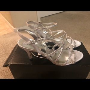 1  1/2” formal open shoes used once